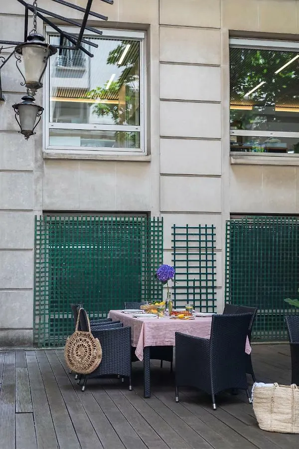 Milestay Champs Elysees Paris Apartment